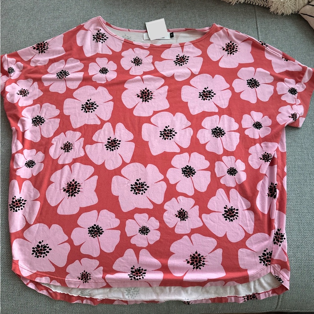 Ava Sky Zinnia top momo, medium